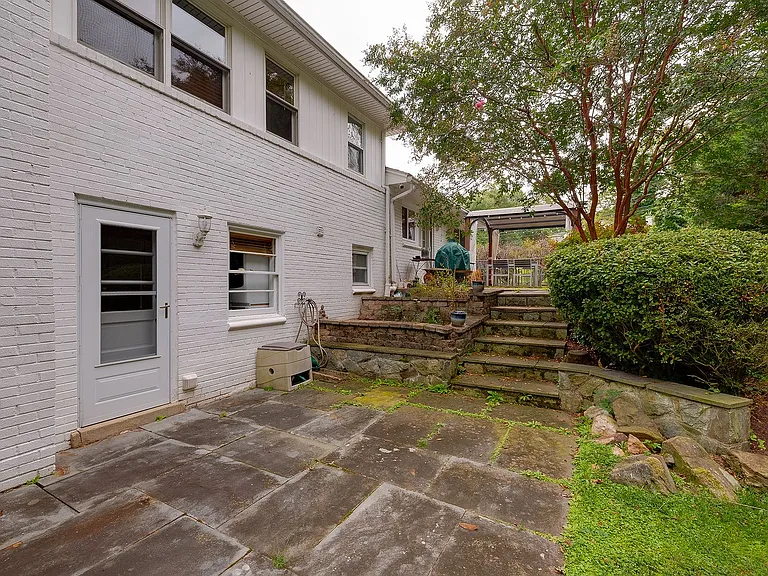 9420 Holland Ave — Photo 54