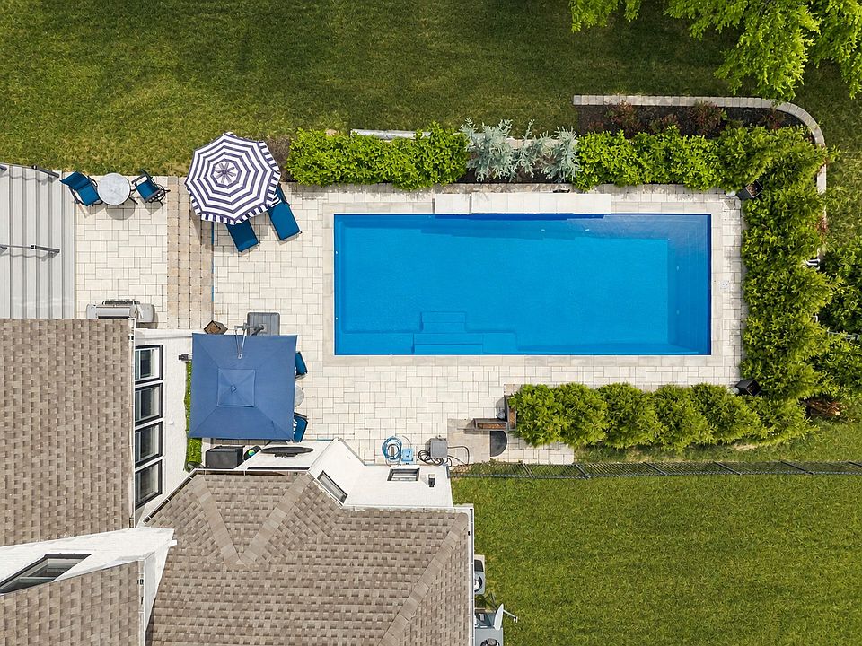 1st image of 9739 Turner Ln