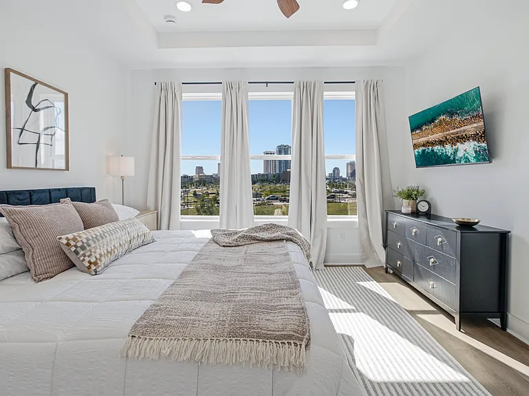 2044 Prudential Dr — Photo 18