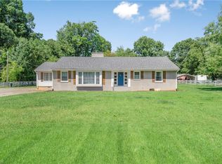 4134 W Old Us Highway 421, Hamptonville, NC 27020