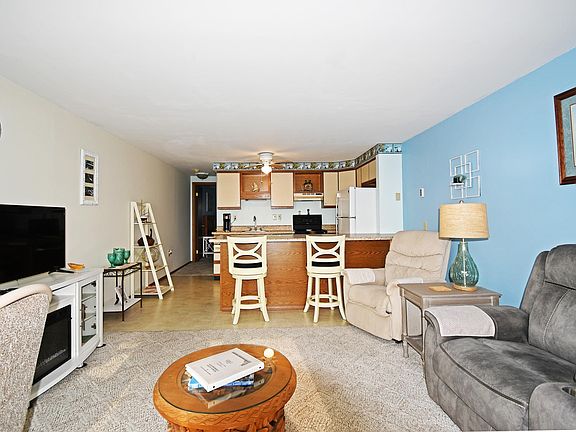 5th image of 4390 N Us Highway 23 Unit 106