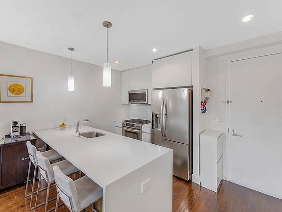 4th image of 11-25 45th Ave #3A