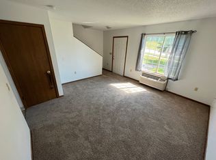 208-220 Glenda Dr #208-10, Marshalltown, IA 50158