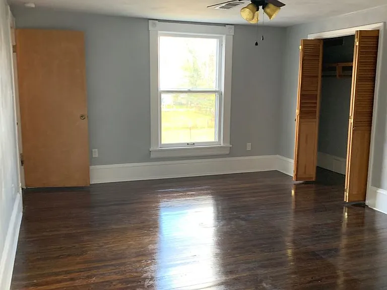 1430 Chapman Ave SW — Photo 5