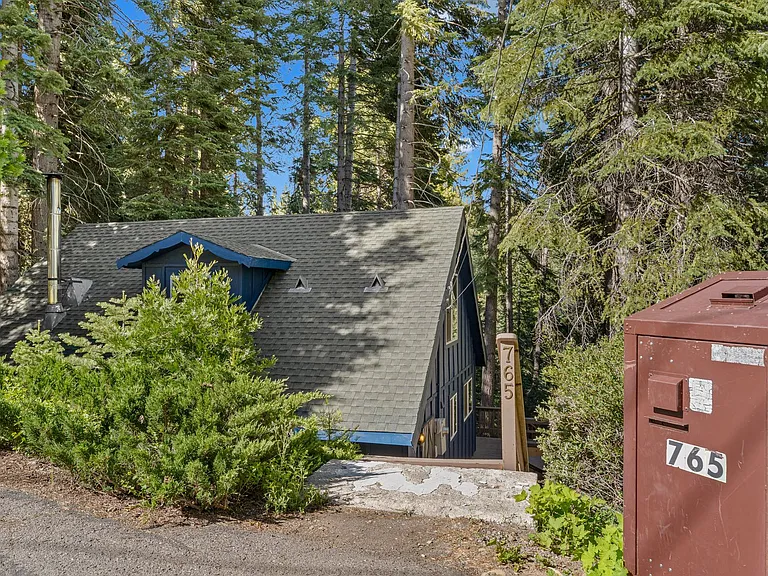 765 Bunker Dr — Photo 22