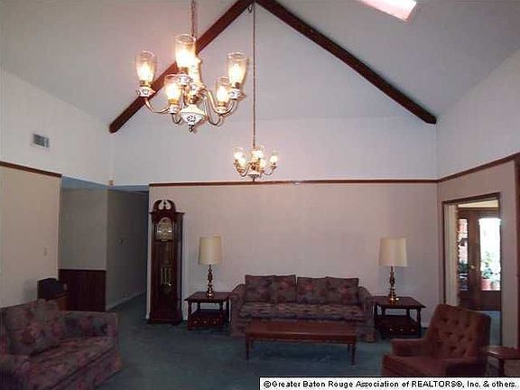 3rd image of 9685 S Riveroaks Dr