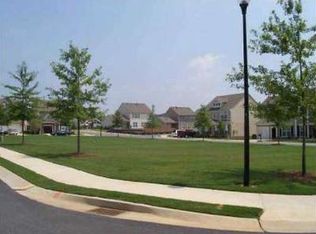 800 Inkberry Rd, Canton, GA 30114