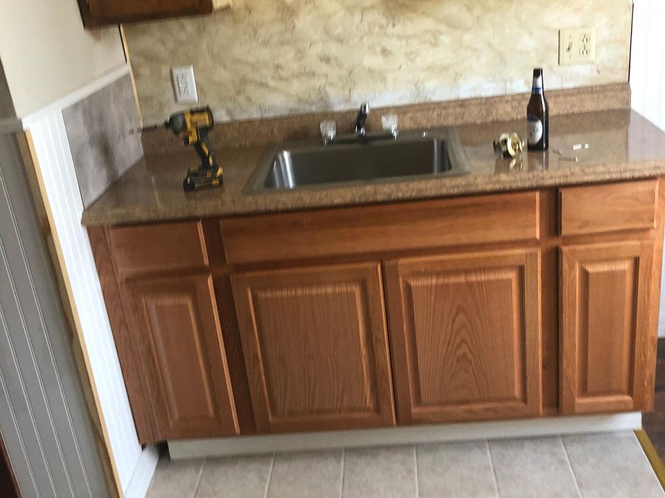 1st image of 26 Mayer Ave