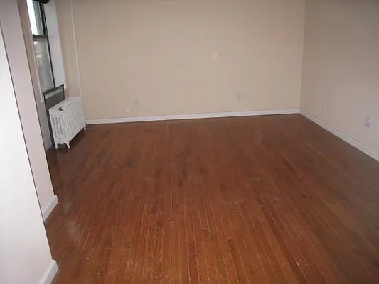 Rented by Alexiou Realty | media 69