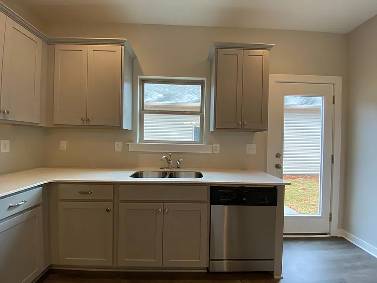 14332 Chase Dr — Photo 5