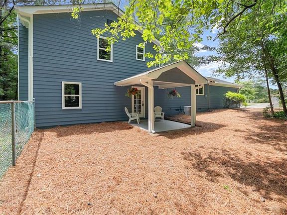 5th image of 381 Plantation Blvd