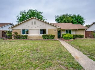 404 S Spring Creek Dr, Richardson, TX 75081