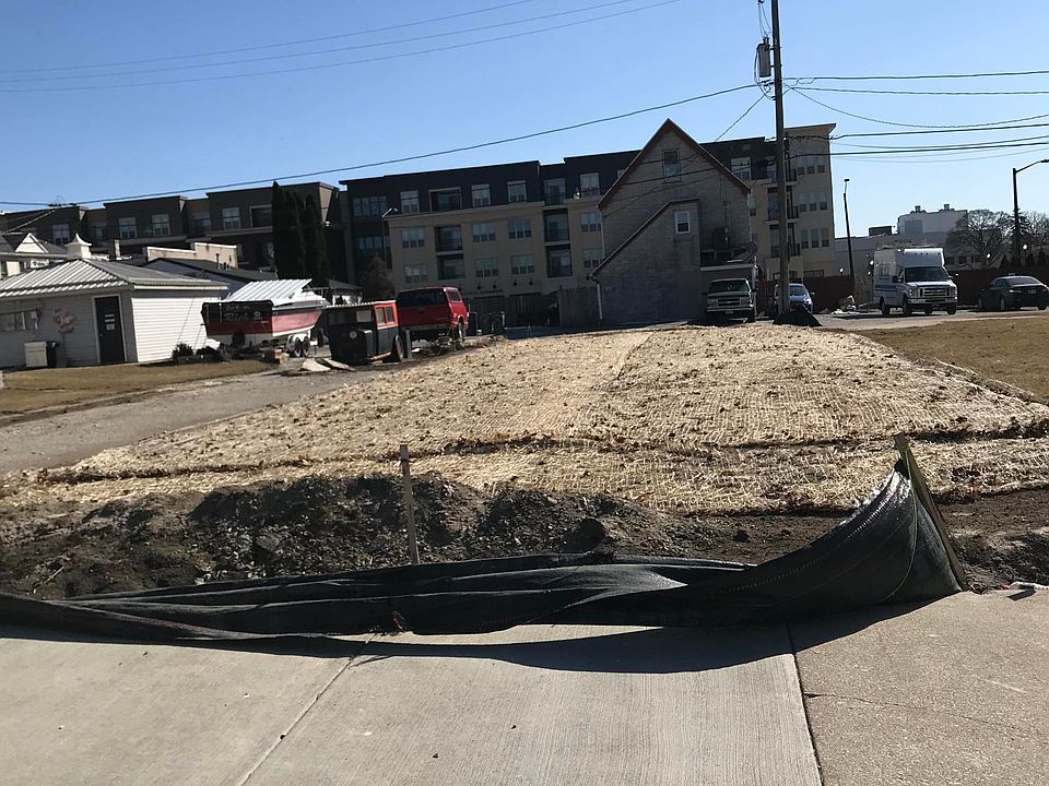 1st image of 3509 E Plankinton Ave
