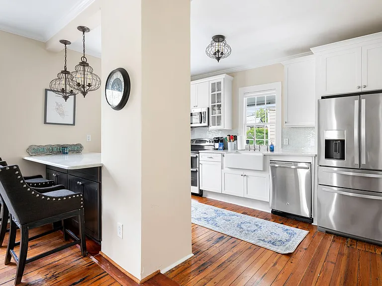 251 Ashley Ave #C — Photo 2