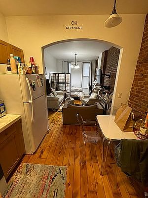 3rd image of 382 12th St #L1