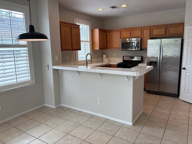 24124 Victoria Ln #59 — Photo 7
