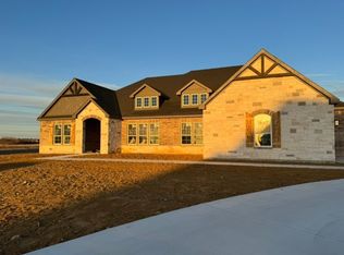 2212 Continent Ct, Krum, TX 76249