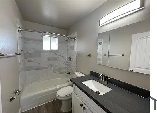 2012 W Orangewood Ave #2 — Photo 14