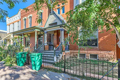 2418 Stout St #2 Photo 1