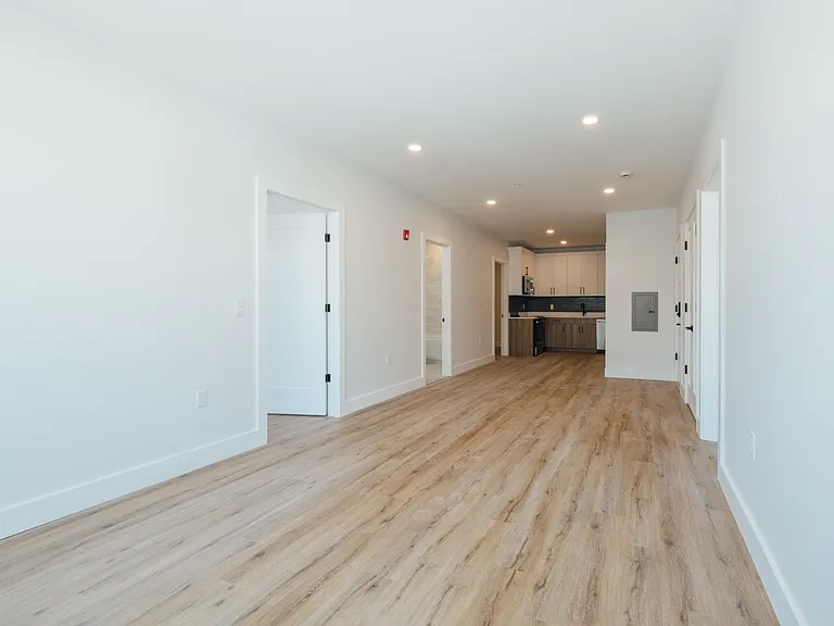 67 Dr Martin L King Blvd #103 — Photo 32