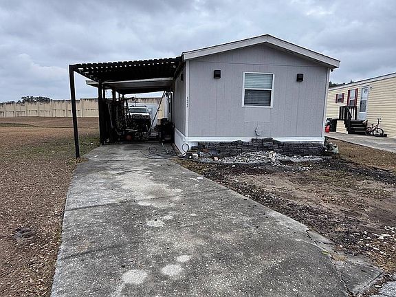 3rd image of 1123 Walt Williams Rd #133