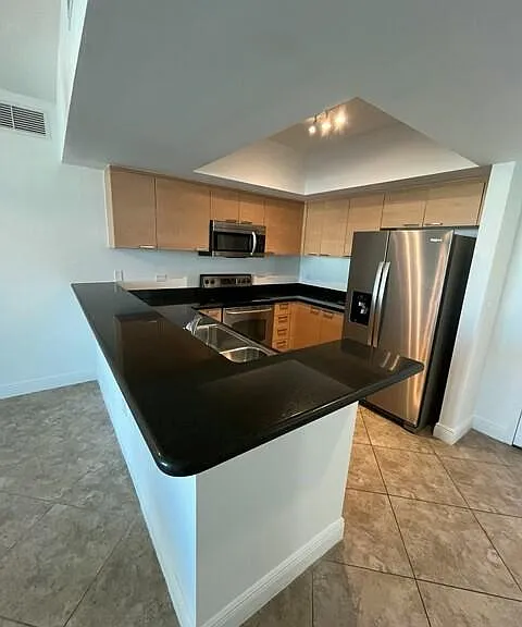 140 S Dixie Hwy #525 — Photo 6