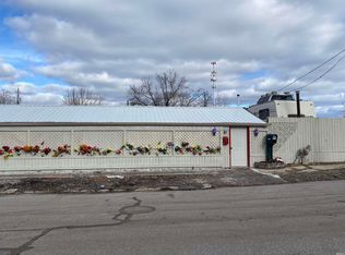 1801 Longley Ave, South Bend, IN 46628