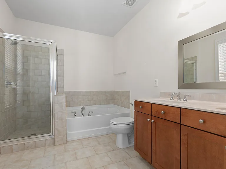 722 Pierside Dr — Photo 28