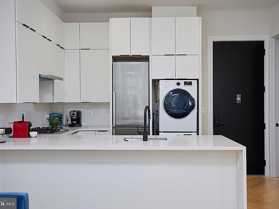 5th image of 1225 11th St NW #8