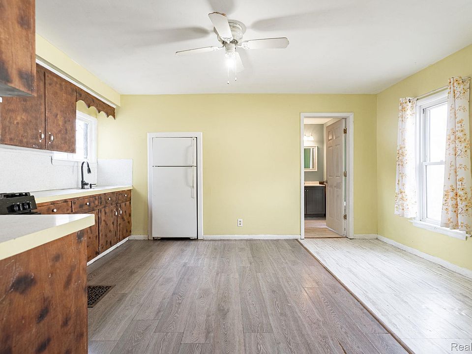 204 Oakland St, photo 5