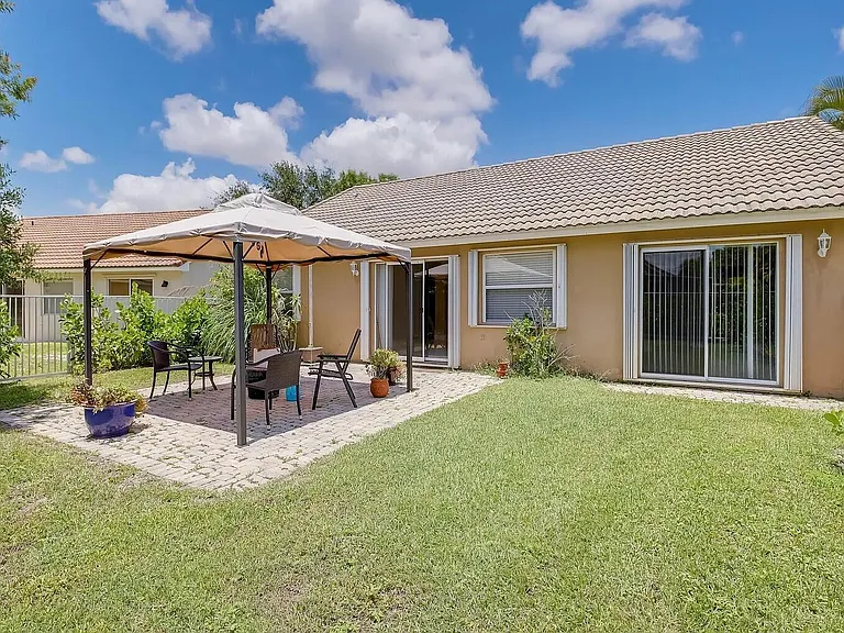 13284 Majestic Pine Ct — Photo 24