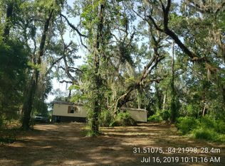 2126 Lily Pond Rd, Albany, GA 31721