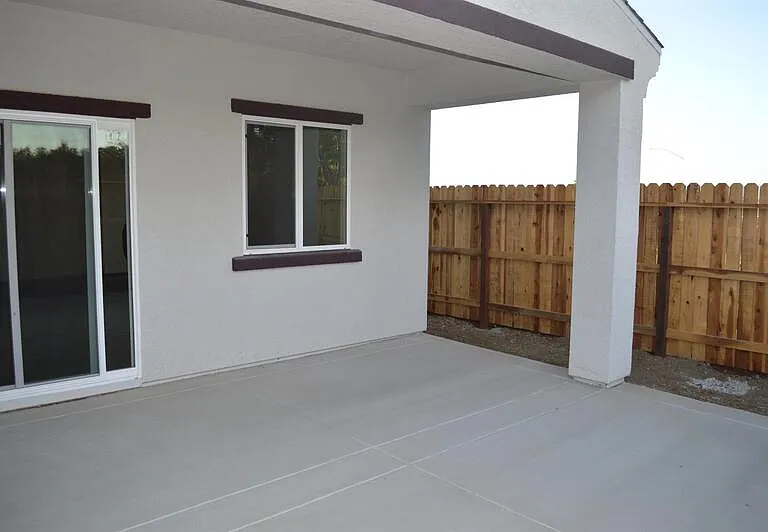 573 Bedfordshire Dr #2 — Photo 28