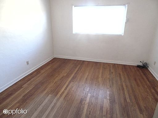 5th image of 508 Buena Vista Dr SE