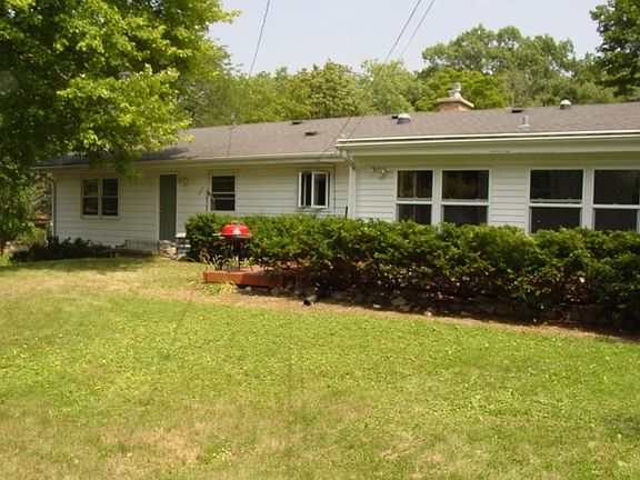 4th image of 5941 S Hill Dr