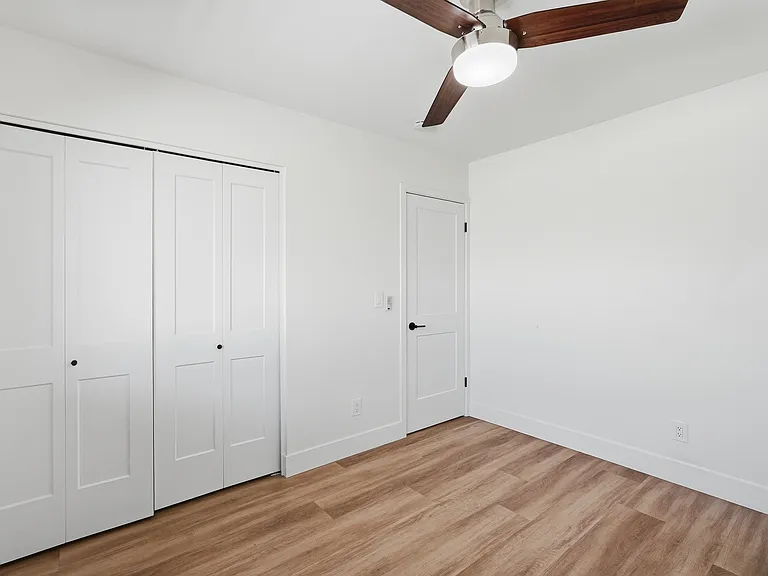 1034 E Hermosa Dr — Photo 22