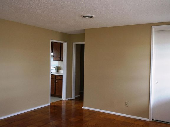5th image of 284 Agua Dr