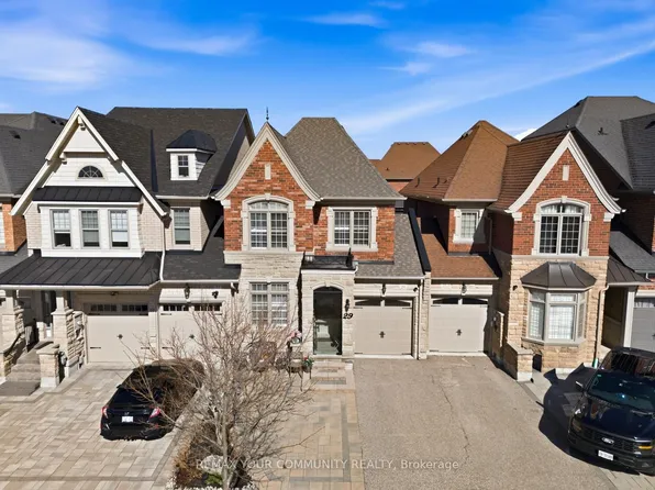 29 Spring Hill Dr, King, ON L7B 0B4