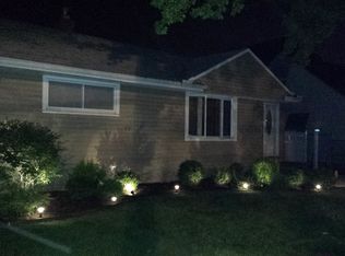 5808 Biddulph Rd, Cleveland, OH 44144