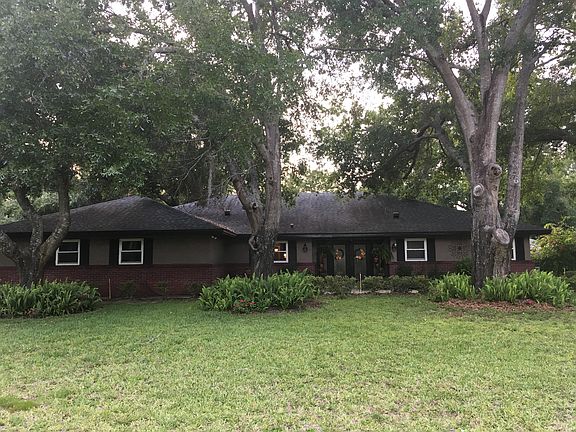 2nd image of 3010 Weslenn Dr