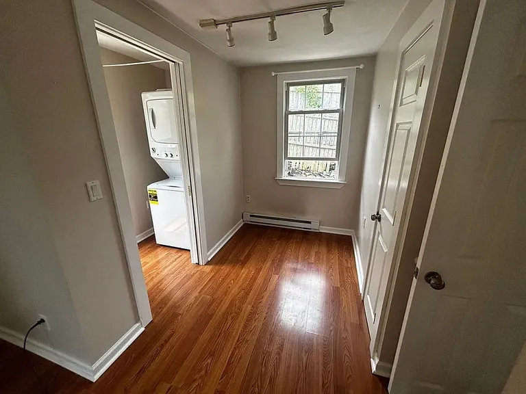16 Canfield St #B — Photo 21