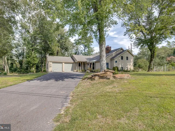 540 Sheridan Ave, Vineland, NJ 08361