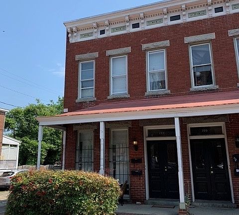 3rd image of 222 W Marshall St