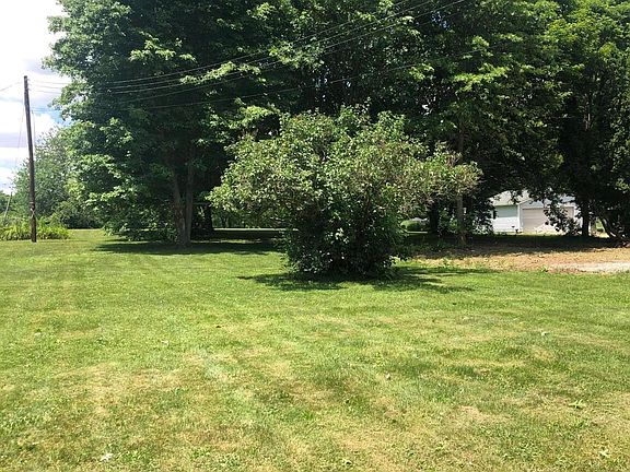 2nd image of 11693 Summerland Beach Rd NE