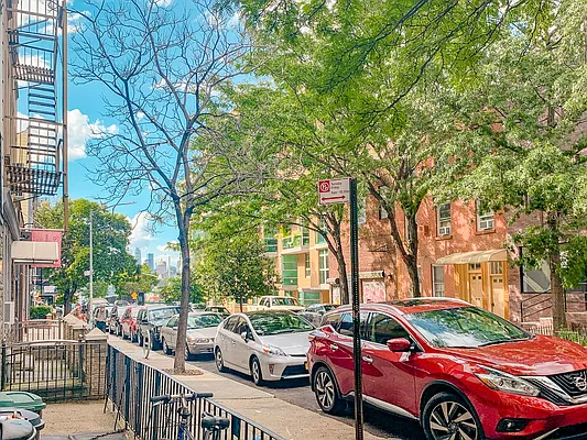 Rented by MySpaceNYC | media 23