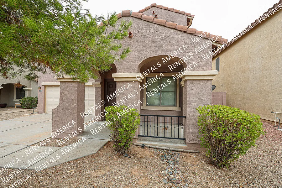 3 bedroom 2.5 bath home in Gilbert — Photo 3