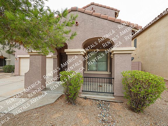 3rd image of 4563 E Oxford Ln