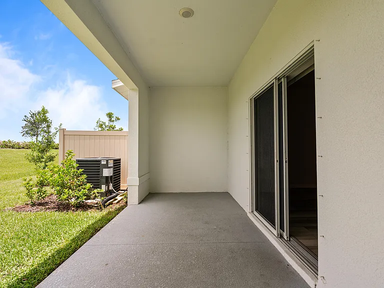 12869 SW Forli Way — Photo 17