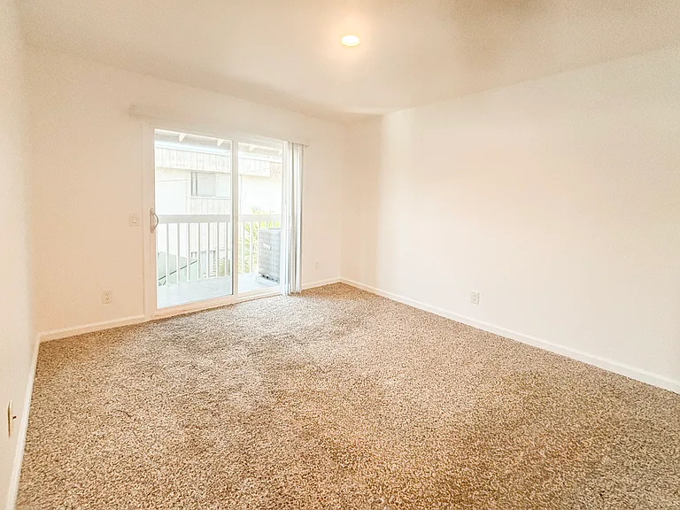 8850 Olive Ln #18 — Photo 5