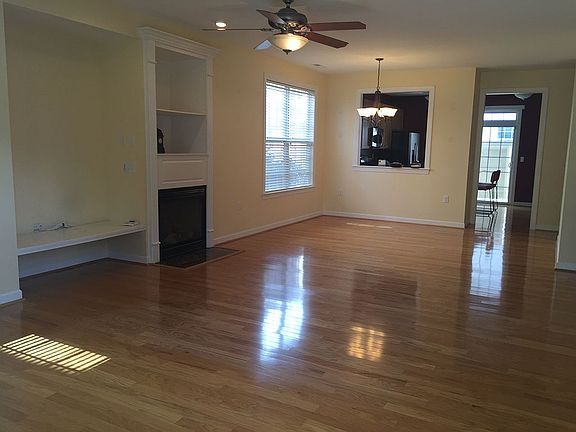 2nd image of 1192 Belmeade Dr